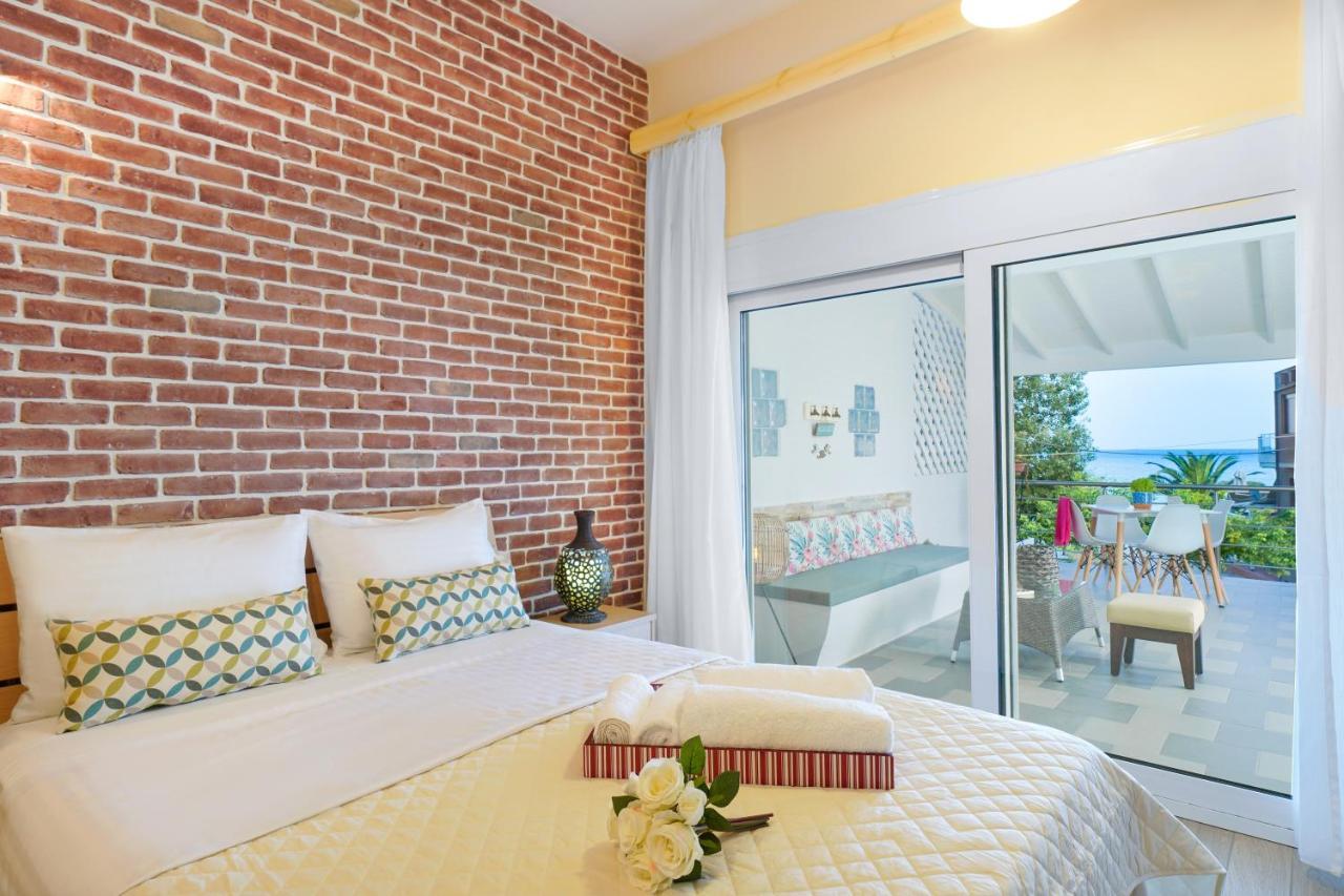 Golden Beachside Terrace Chrysi Ammoudia Extérieur photo